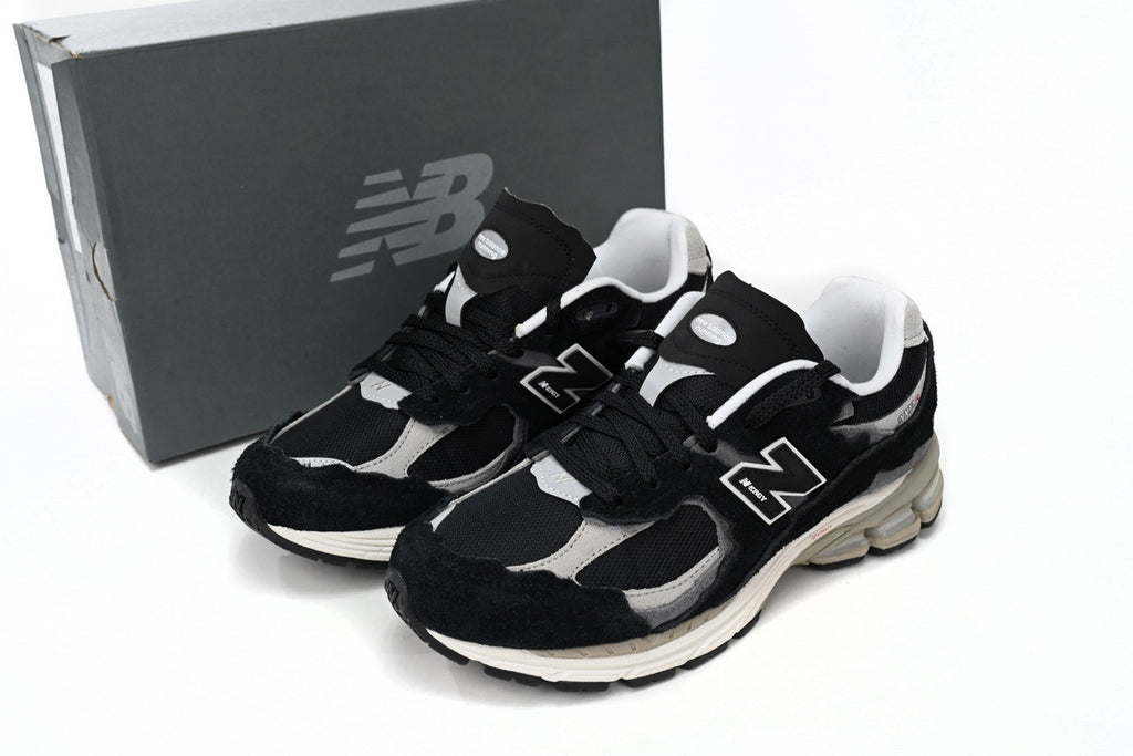 New Balance 2002R Black