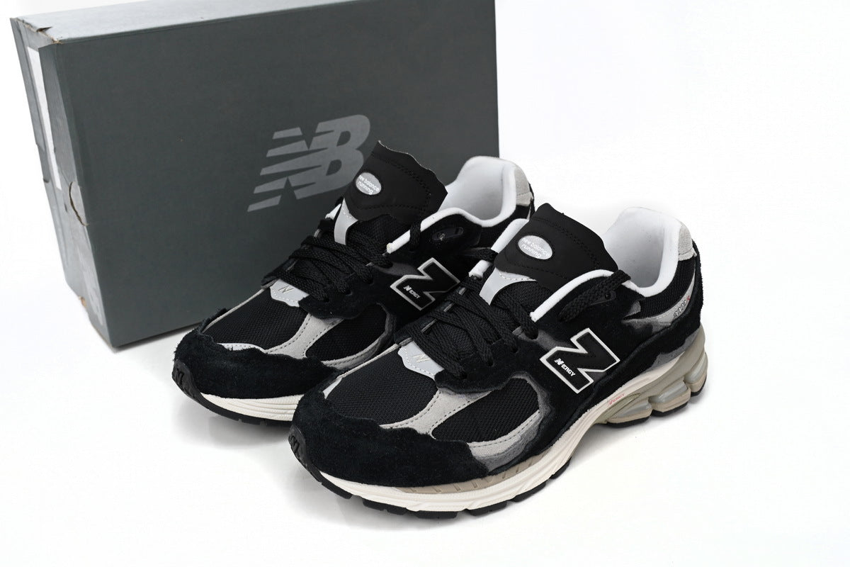 New Balance 2002R Black