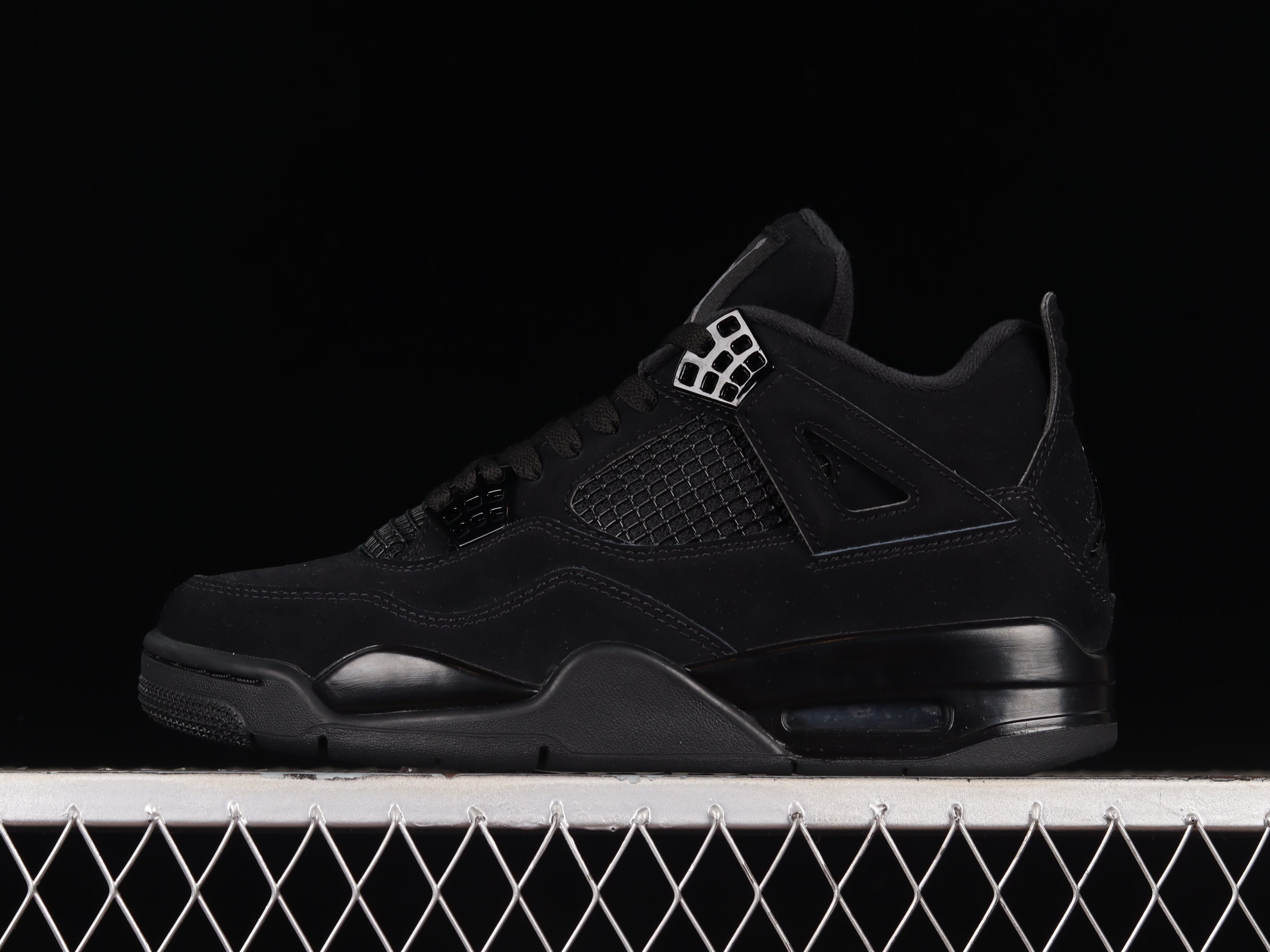 Jordan 4 Black cat