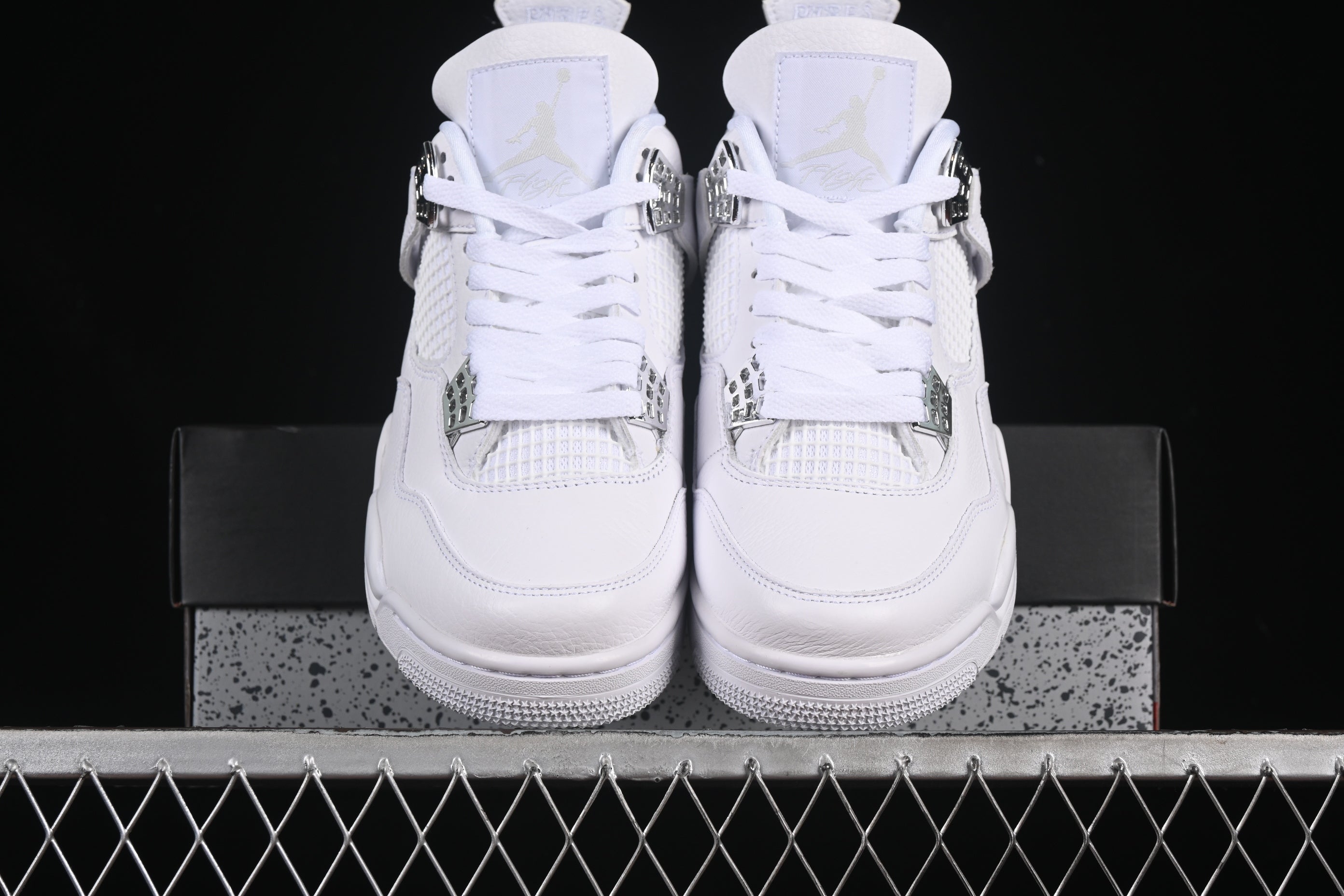 Jordan 4 Pure Money