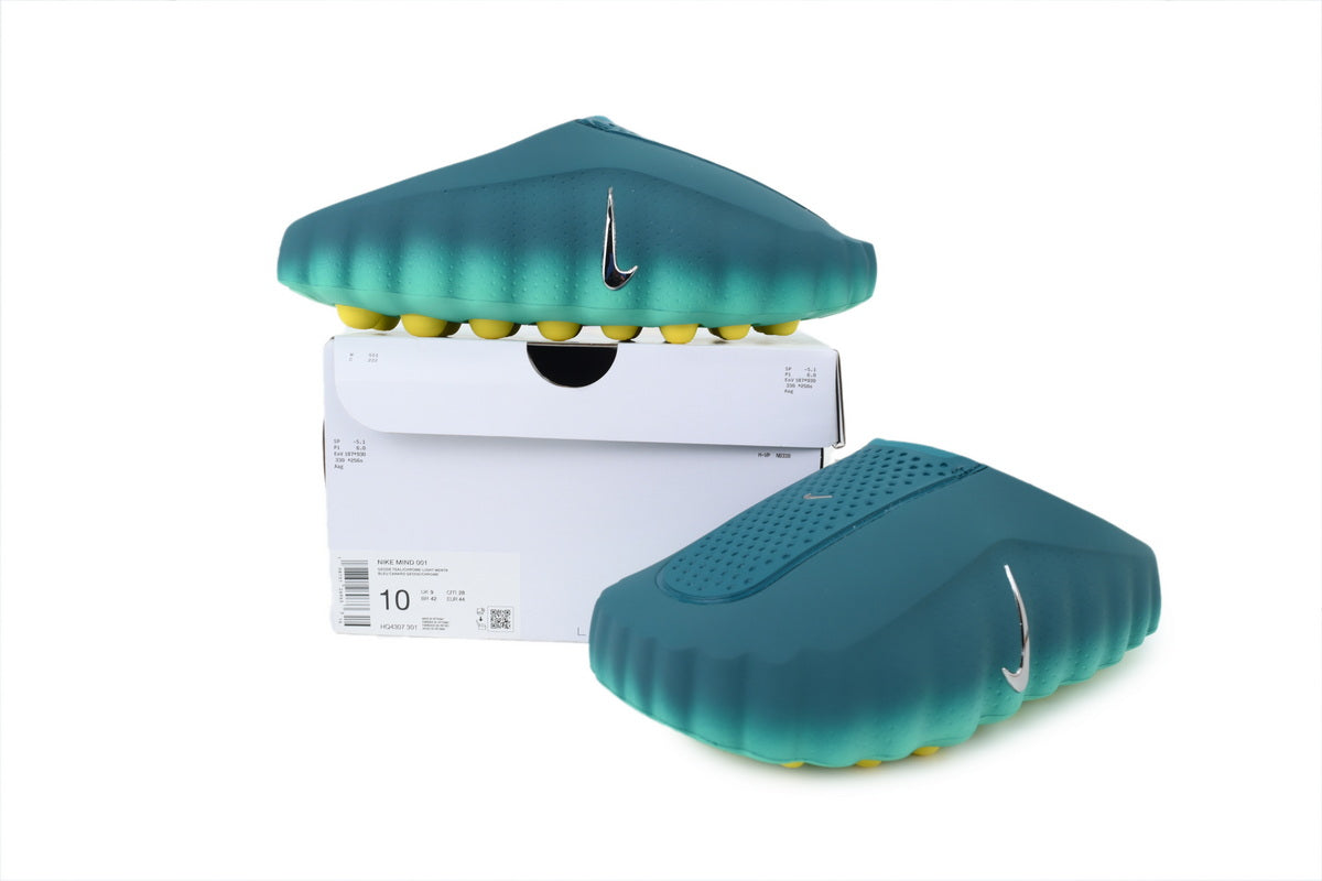 Nike Mind 001
