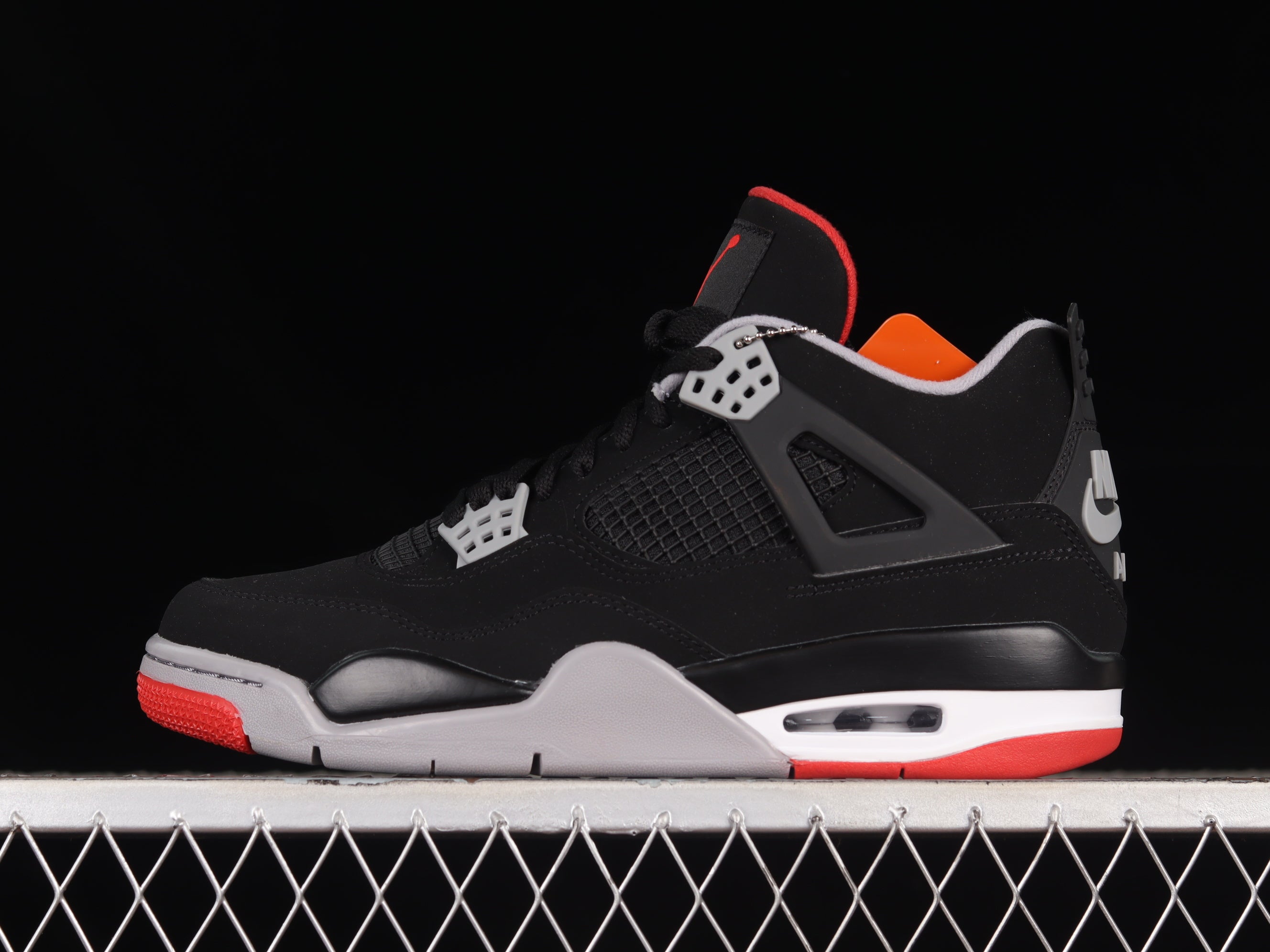 Jordan 4 Bred