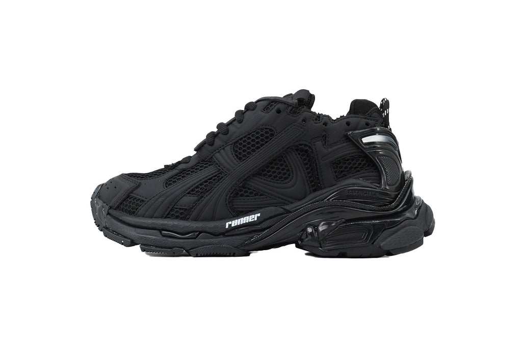 Balenciaga Runners Black