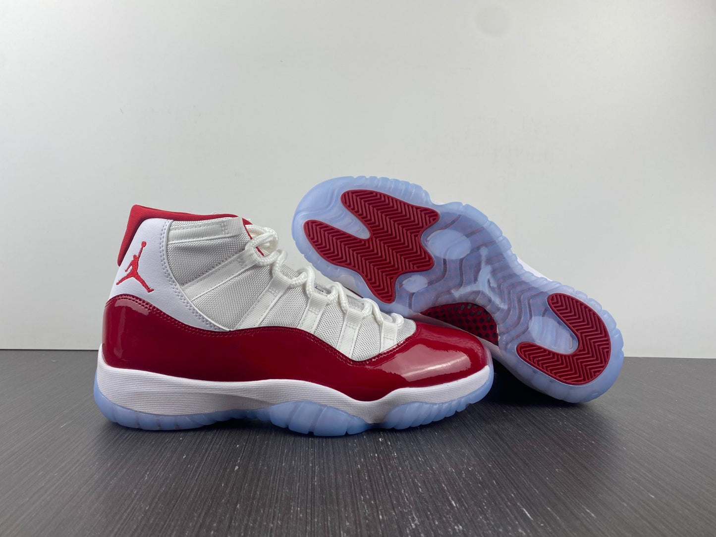 Jordan 11 Cherry