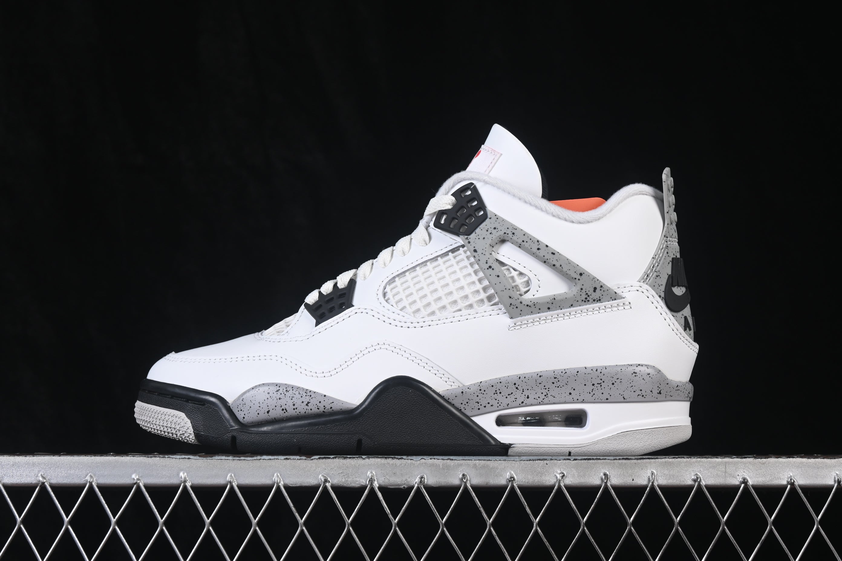Jordan 4 White Cement