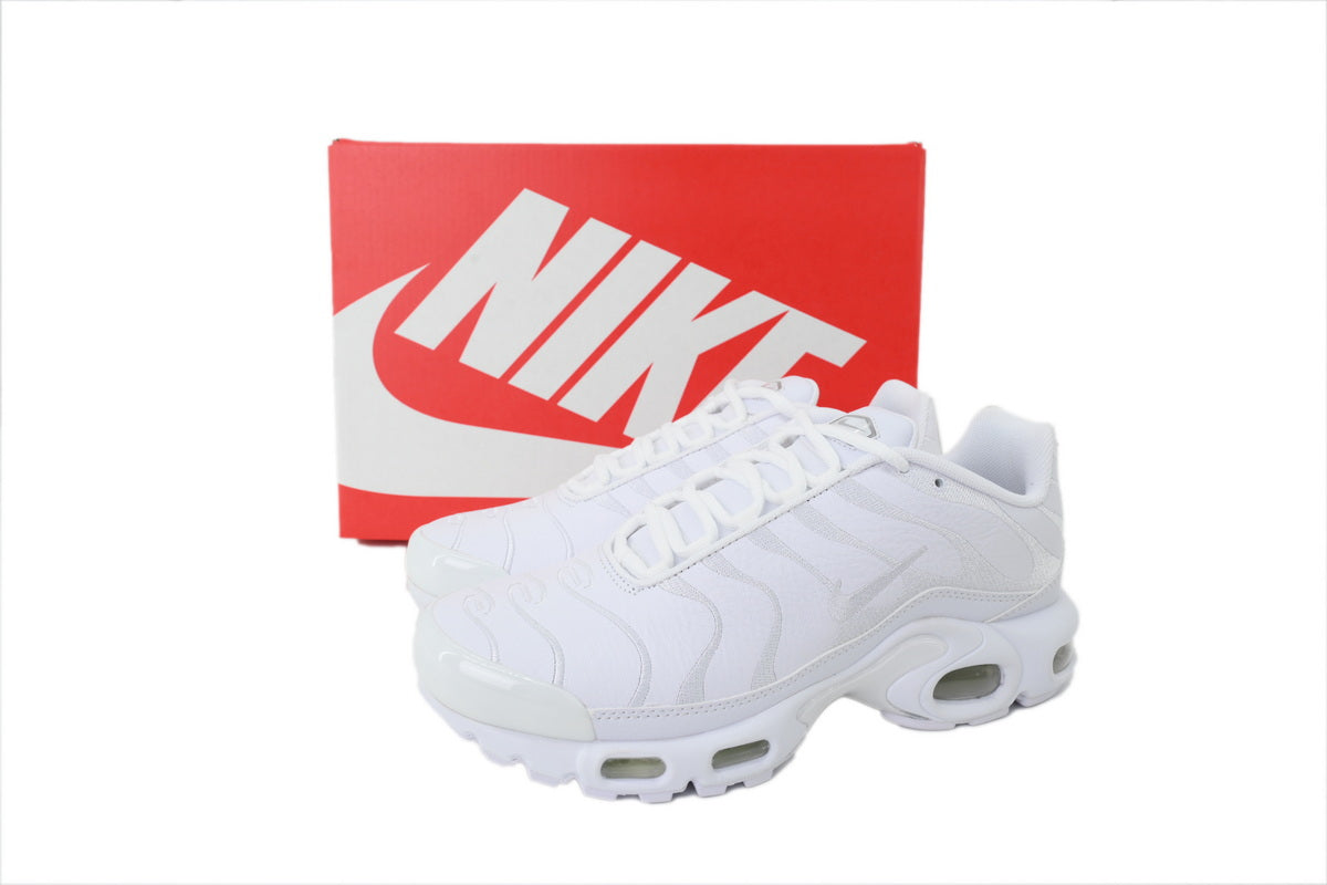Nike Air Max Plus Triple White