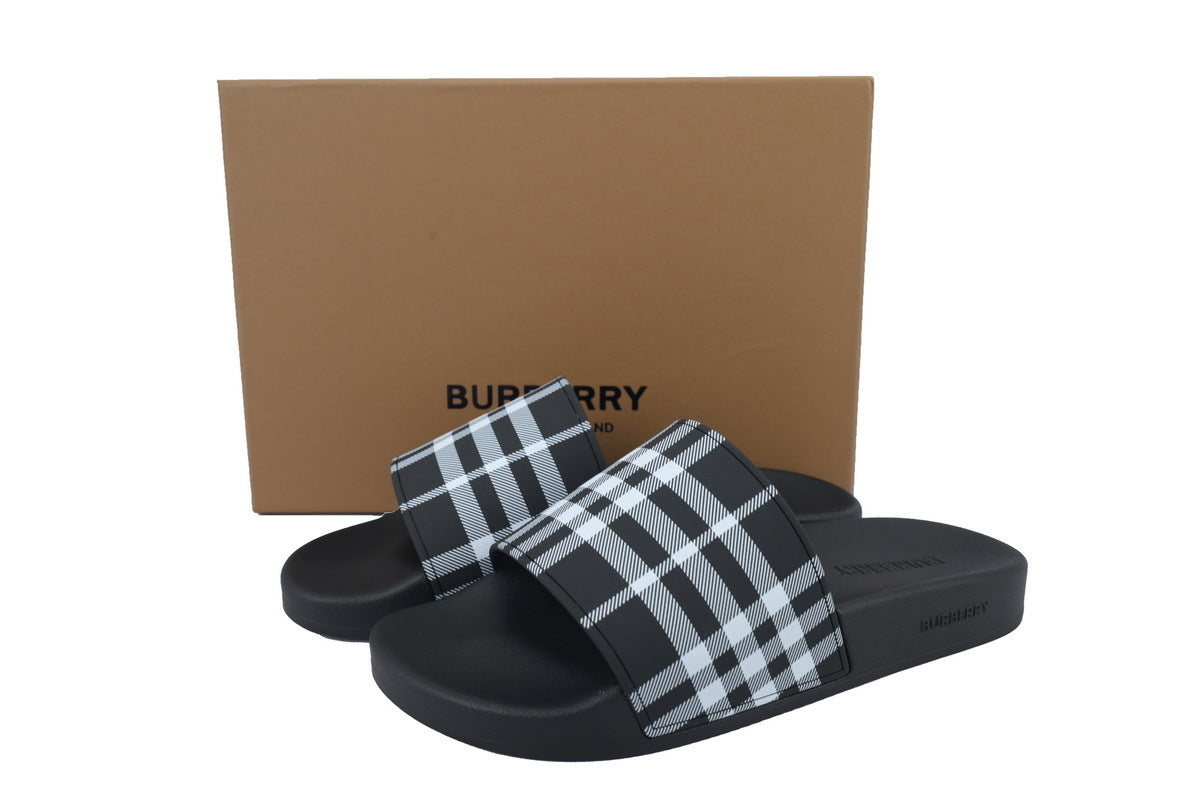 Burberry Slides Black