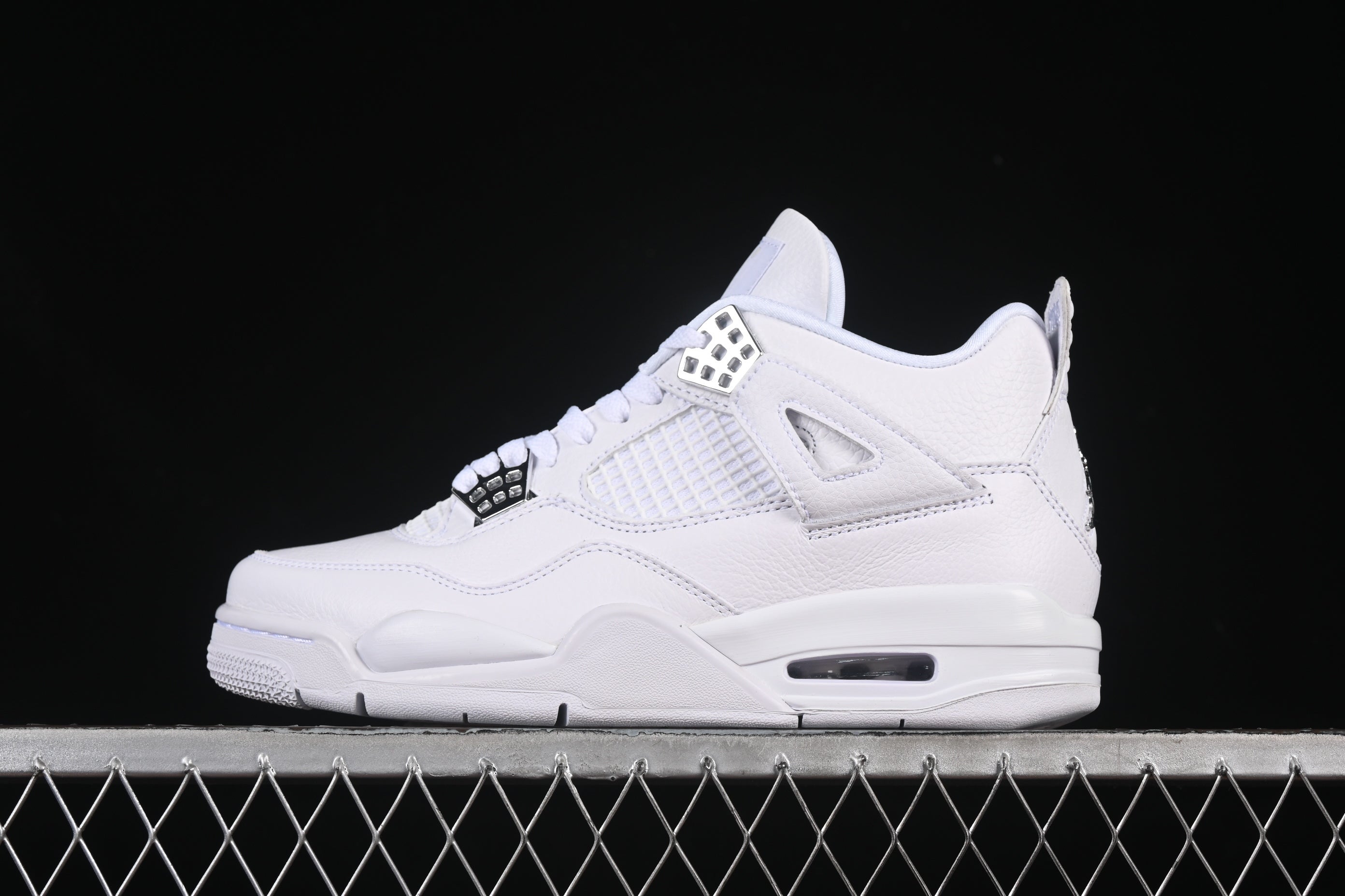 Jordan 4 Pure Money