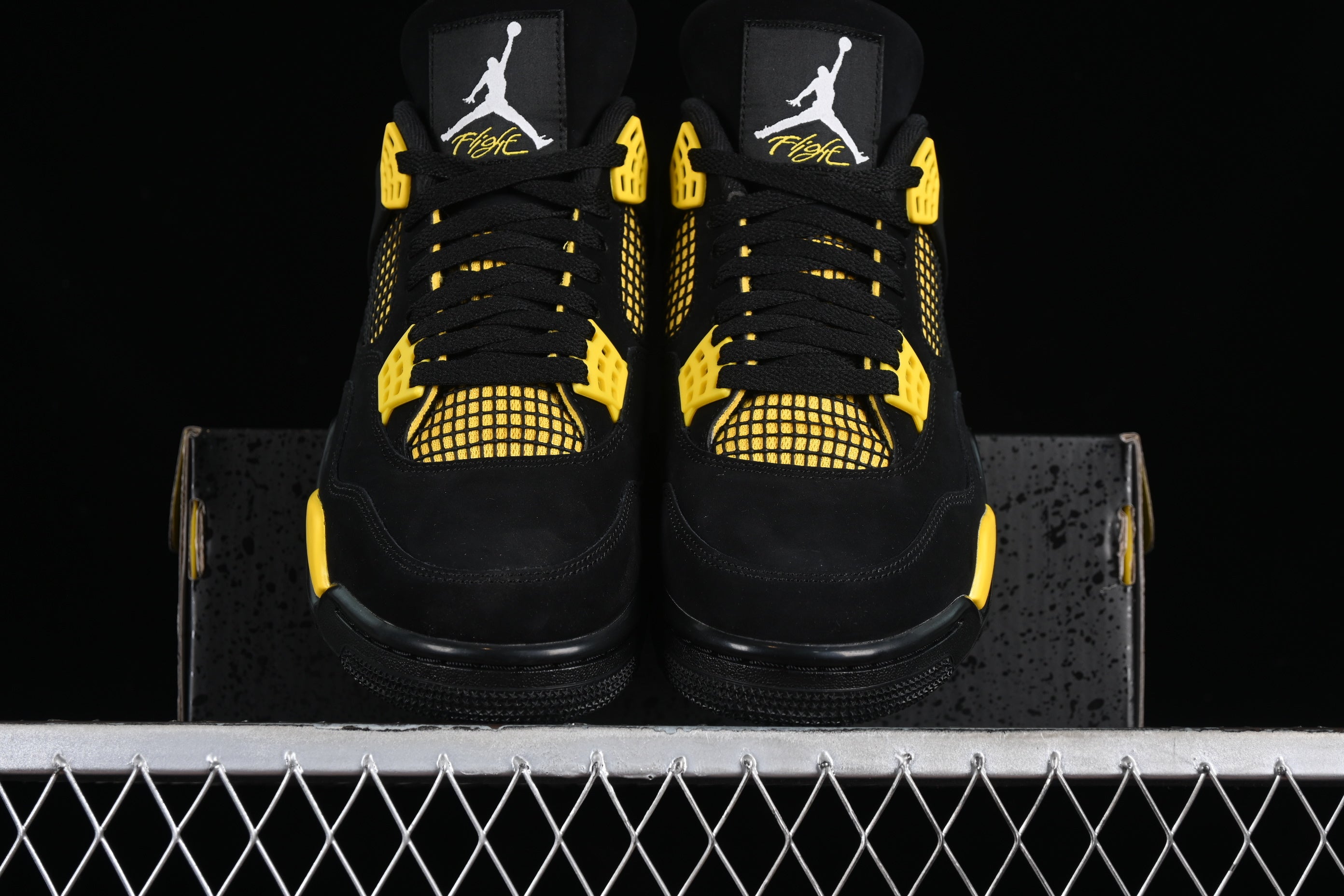Jordan 4 Yellow Thunder
